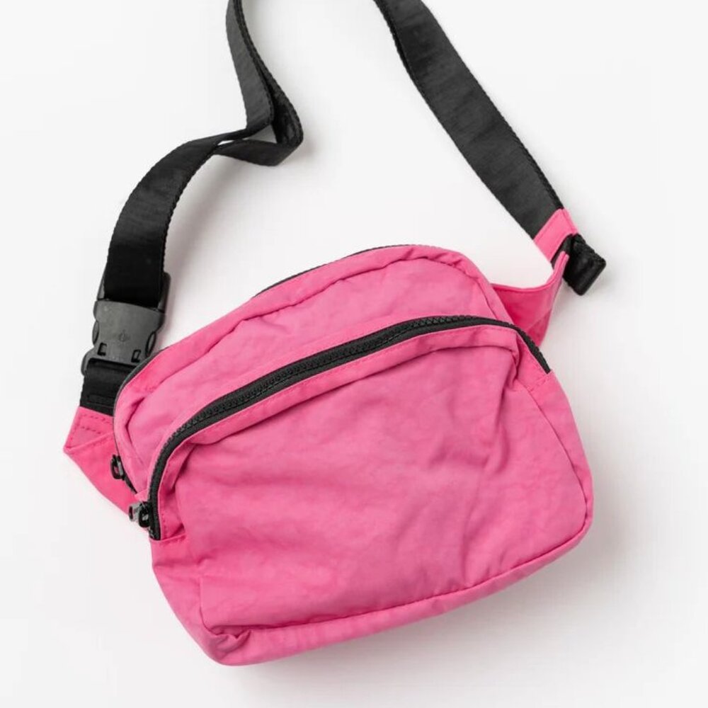 NWT Baggu Fanny Pack - Azalea Pink